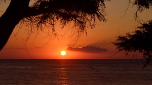 Sunset di Pantai Ambalawi Wera