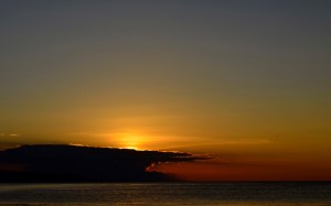 Sunset di Ambalawi Wera_Awan tebal menutupinya