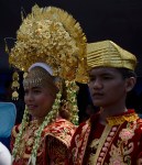 Kota Bima_Peserta pawai dari Ikatan Keluarga Minang Sakato Bima (IKMSB)