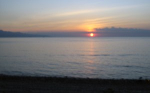 Sunset di Ambalawi Wera_Foto Kamera HP (2008)