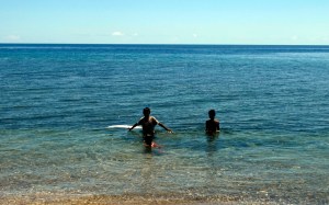 Pantai Ambalawi Wera_jernih dan kini sangat mudah ditempuh