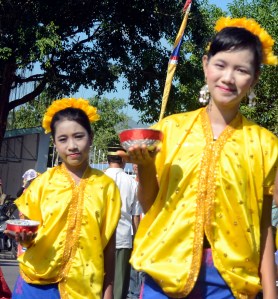 Tari Wura Bongi Monca_Andalan Camat Mpunda Kota Bima